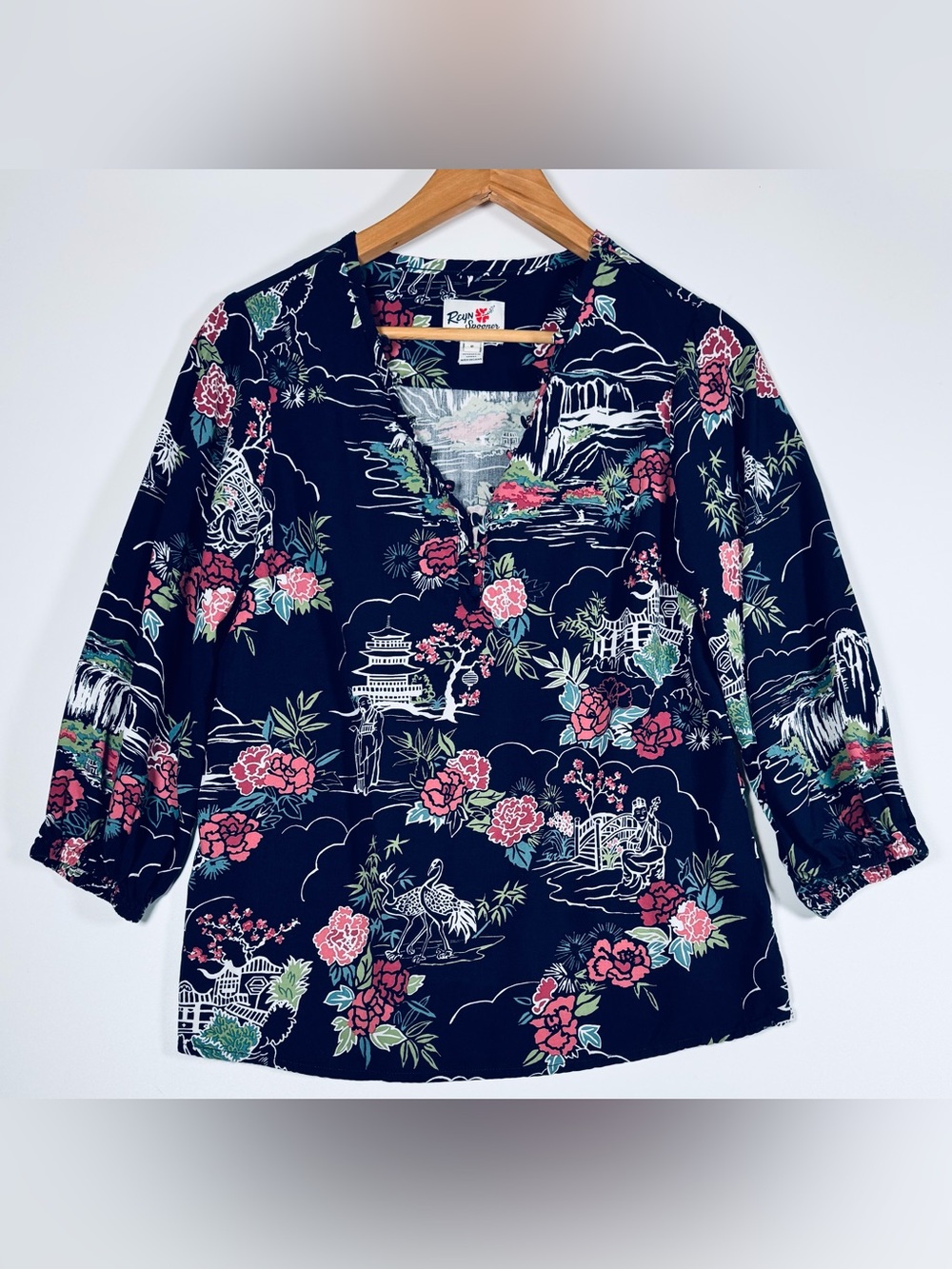 Reyn Spooner Limited Issue Blouse Womens Small Blue Hawaiian Scenic Floral Rayon